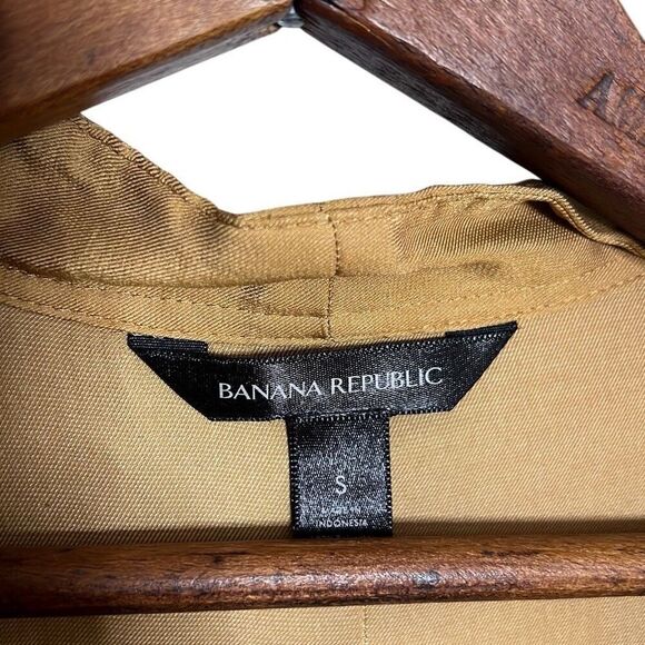 Banana Republic Essential V-neck Long Sleeve Blouse Top Camel Tan Small - Picture 6 of 8